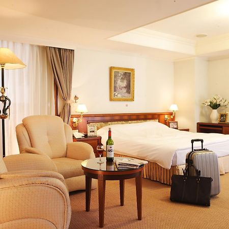 Kingdom Hotel Хсинчу Сити Екстериор снимка
