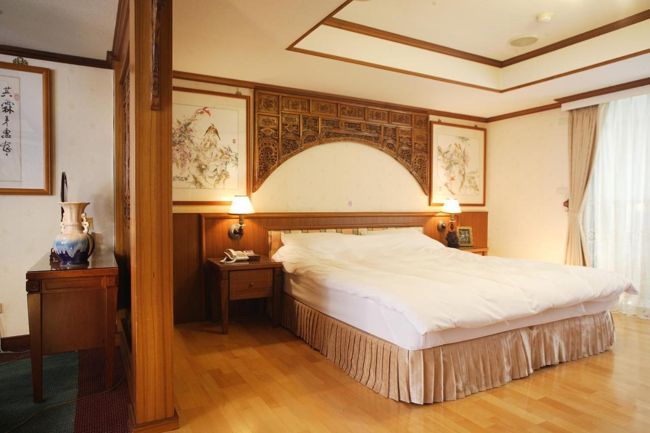 Kingdom Hotel Хсинчу Сити Екстериор снимка